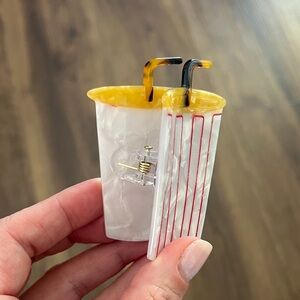 Striped Red, Yellow & White Party Cup with Straw Claw Clip